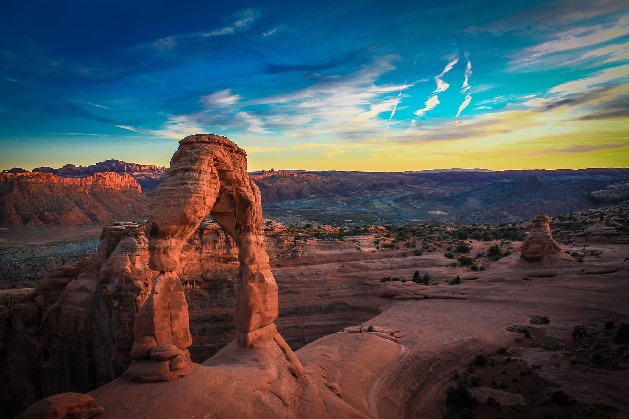 With its towering red rocks, hoodoos and salt flats, the Beehive State will leave you speechless. Here are the most beautiful places in Utah.
