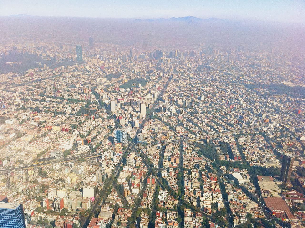 Samantha explores La Condesa neighborhood in Mexico City