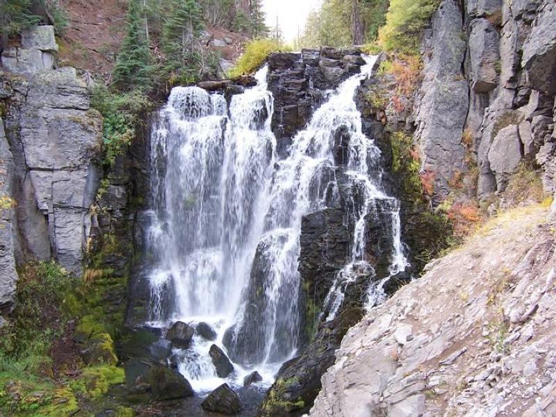 Hot Water” in Lassen Volcanic National Park— Fumaroles, Steaming Ground,  and Boiling Mudpots