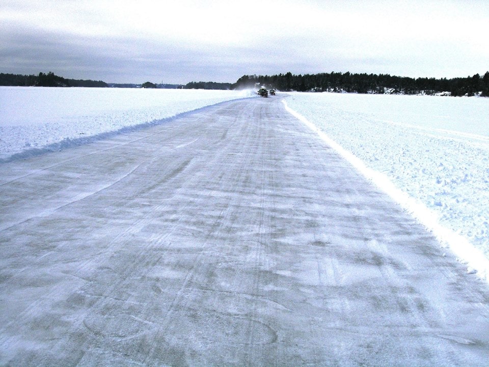 ice road - voyageurs np