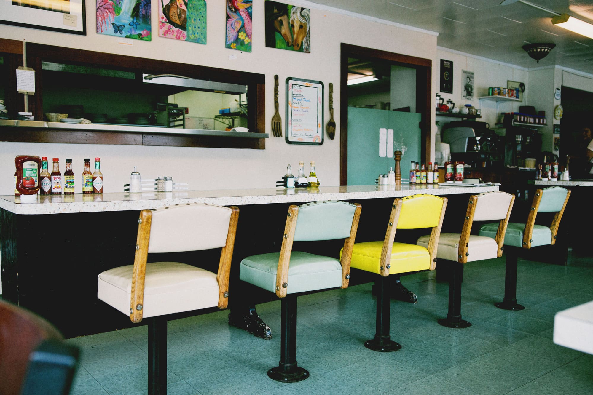Is there a more iconic slice of Americana than the diner? I don’t think so. Whether it’s for a classic egg breakfast, simple flat-top grilled burger or decadent banana split, here are a few places you should belly up to the counter.